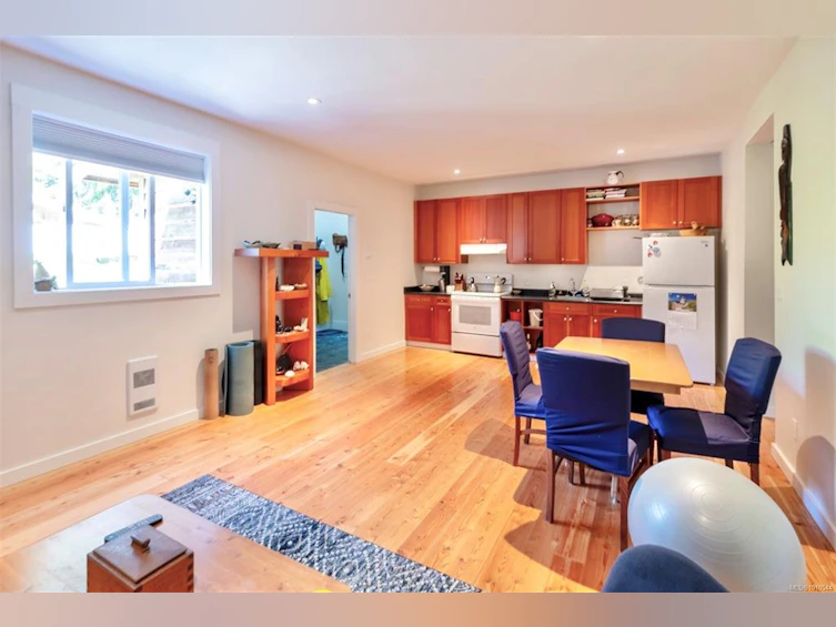 1316 Lynn Road, Tofino, BC, V0R 2Z0 - 30