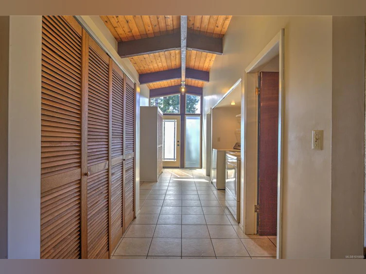 56 Prospect Avenue, Lake Cowichan, BC, V0R 2G0 - 28