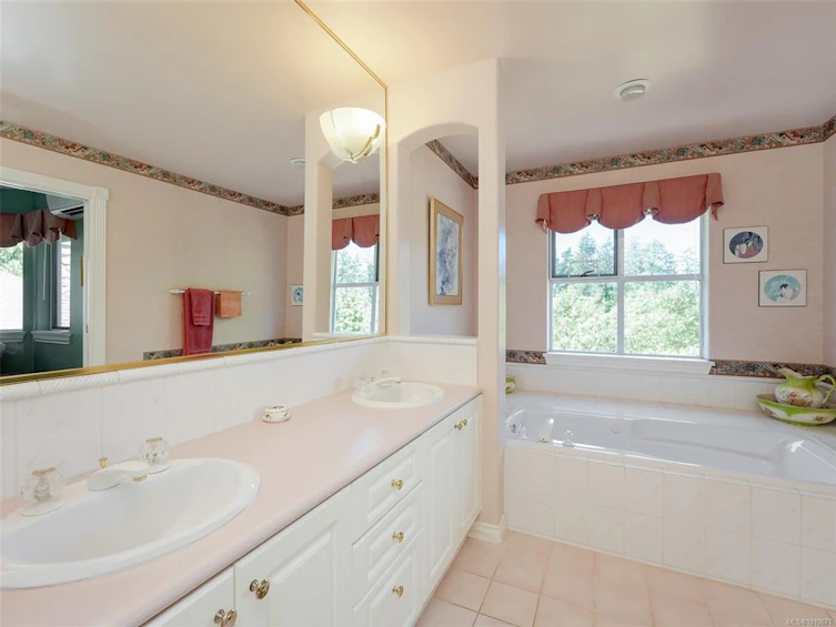 75-530 Marsett Place, Saanich, BC, V8Z 7J2 - 12