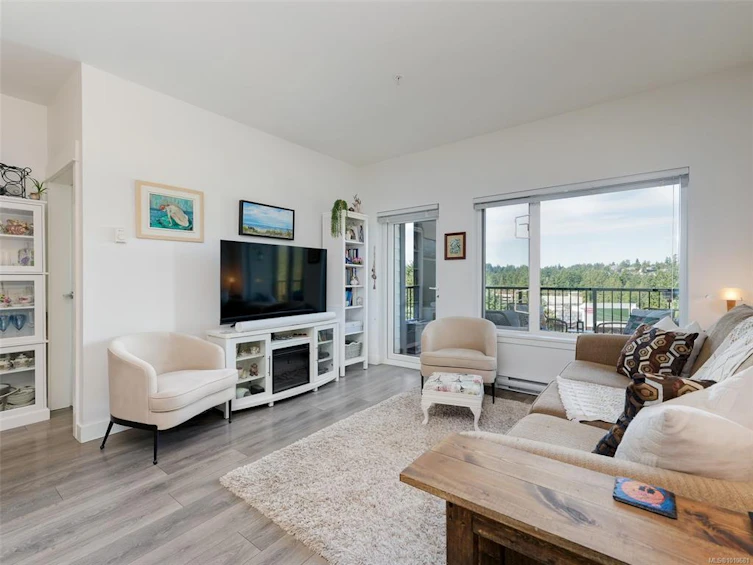 304-290 Wilfert Road, View Royal, BC, V9C 0H6 - 2