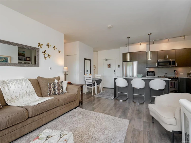 304-290 Wilfert Road, View Royal, BC, V9C 0H6 - 4