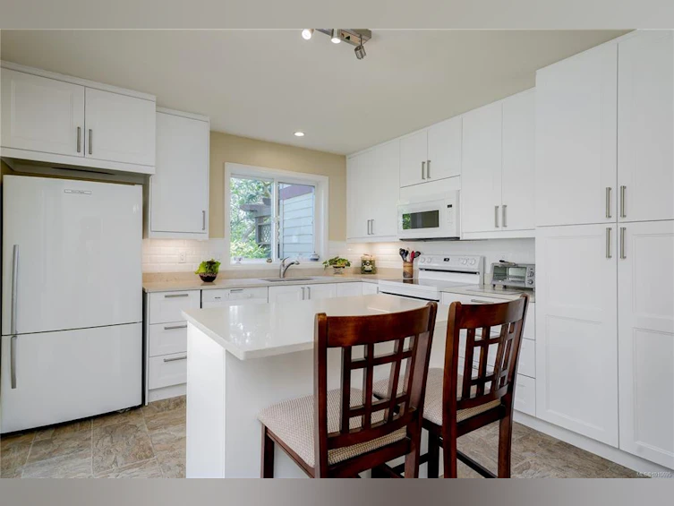 26-108 Aldersmith Place, View Royal, BC, V9A 7M8 - 9