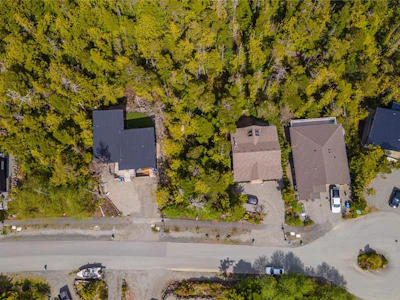 843 Lorne White Place - 2