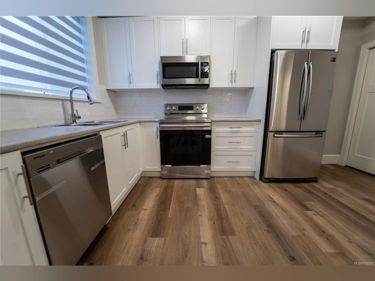 1230 Flint Avenue, Langford, BC, V9B 0T9 - 32