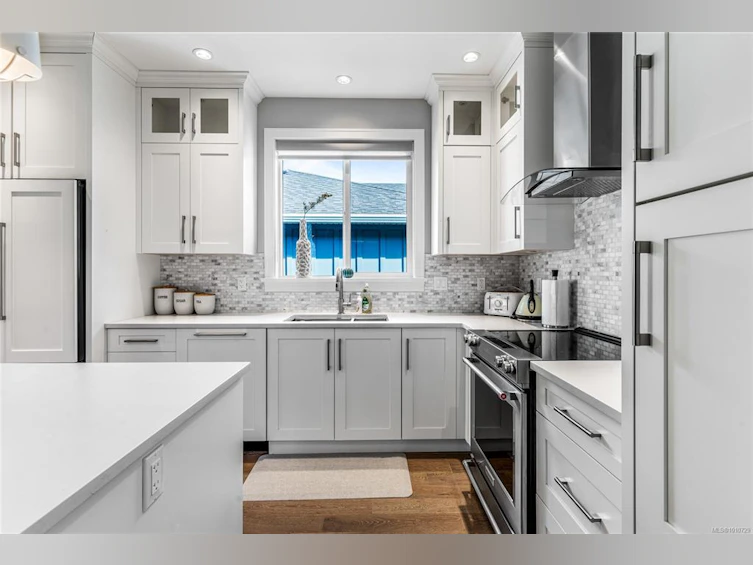 1230 Flint Avenue, Langford, BC, V9B 0T9 - 10