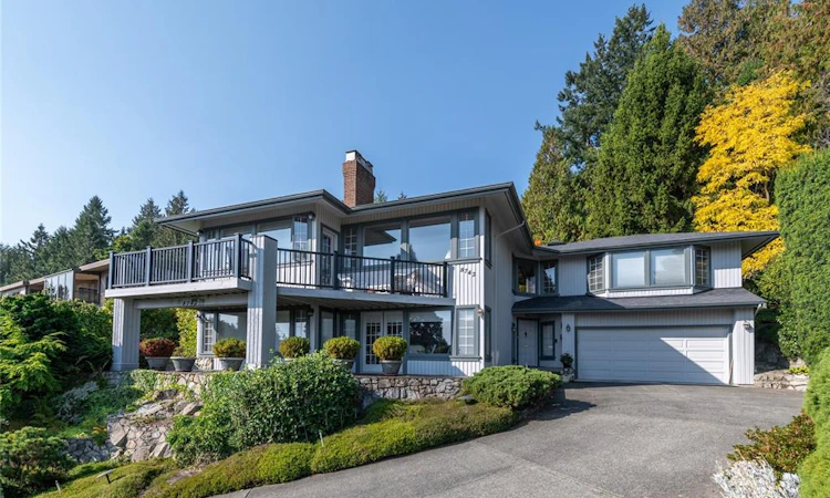 8742 Pender Park Drive