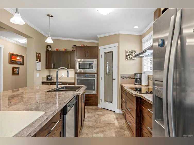 24-3704 Melrose Road, Hilliers, BC, V9K 1V3 - 5