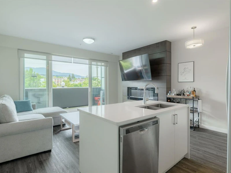 208 - 91 Chapel Street, Nanaimo BC
