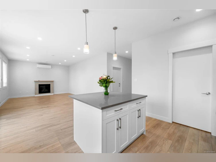 6439 Hopkins Court, Sooke, BC, V9Z 1P6 - 5