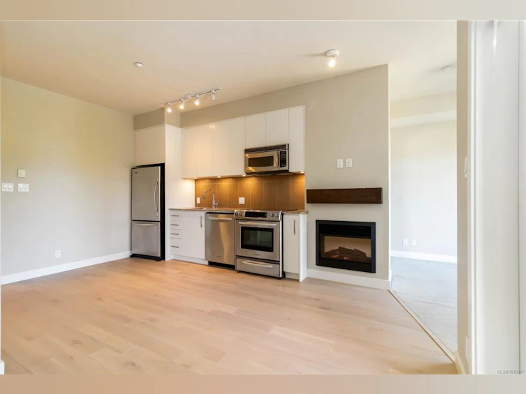 319-1375 Bear Mountain Pkwy, Langford, BC, V9B 0C9 - 13