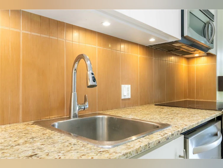 319-1375 Bear Mountain Pkwy, Langford, BC, V9B 0C9 - 10