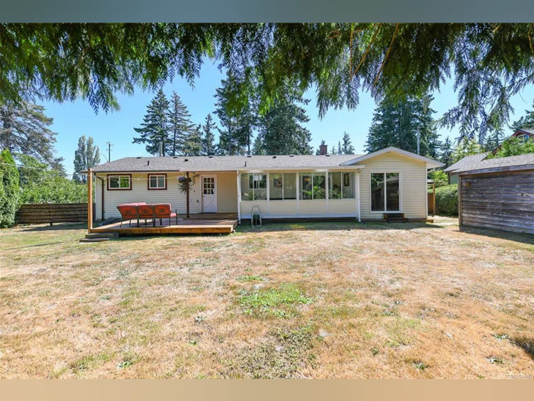 1964 Robb Avenue, Comox, BC, V9M 2E4 - 29