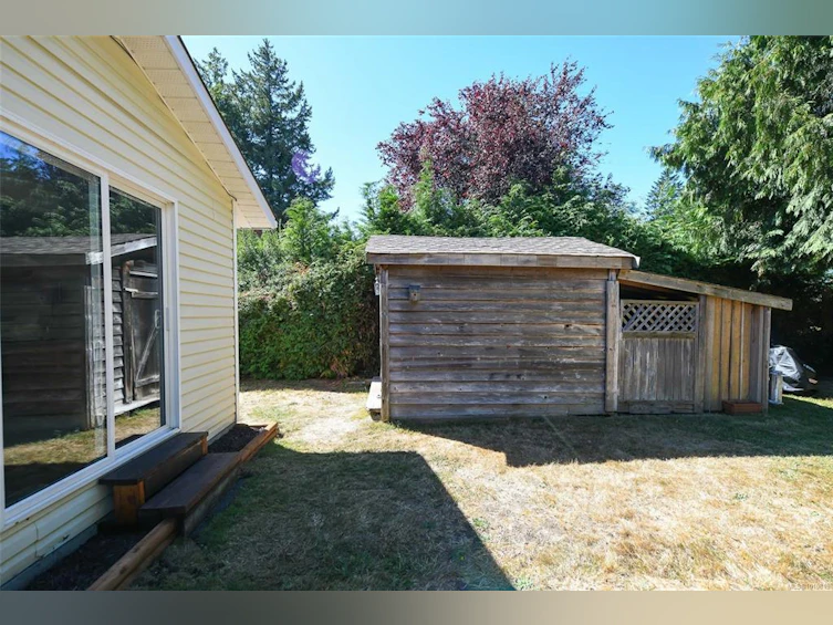 1964 Robb Avenue, Comox, BC, V9M 2E4 - 44