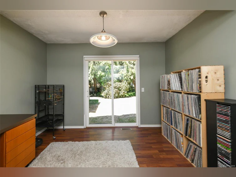 1964 Robb Avenue, Comox, BC, V9M 2E4 - 19