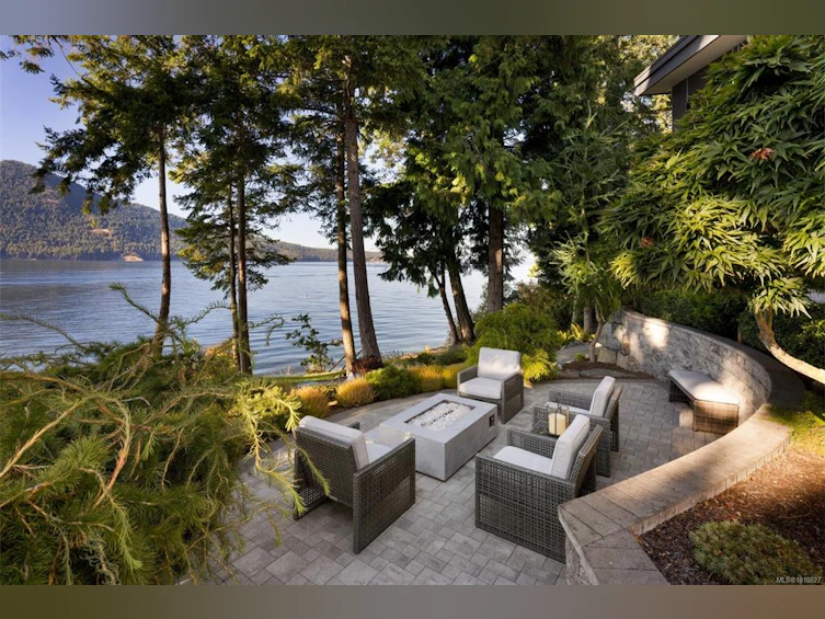 568 Lands End Road, North Saanich, BC, V8L 5K9 - 53