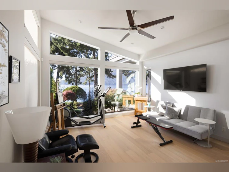 568 Lands End Road, North Saanich, BC, V8L 5K9 - 30