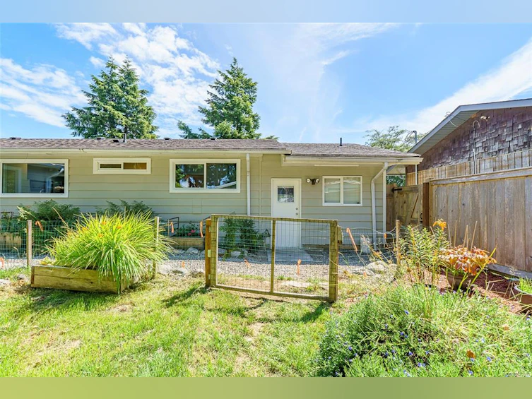 255 Otter Street, Ucluelet, BC, V0R 3A0 - 28