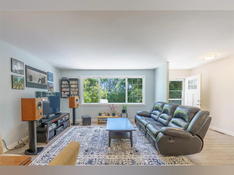 255 Otter Street, Ucluelet, BC, V0R 3A0 - 6