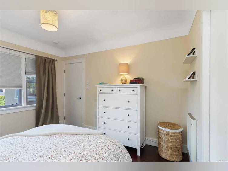 3854 Ascot Drive, Saanich, BC, V8P 3S1 - 16