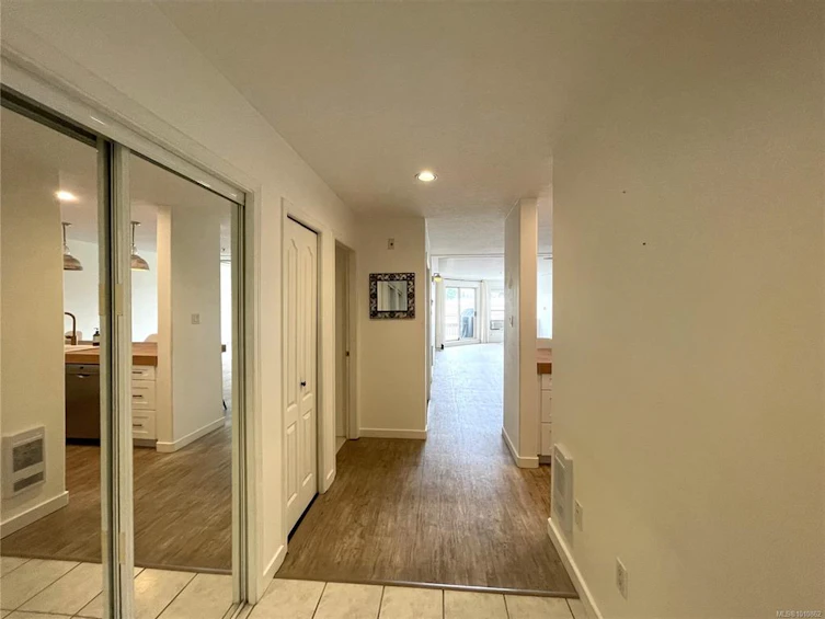 202-4505 Victoria Quay, Port Alberni, BC, V9Y 6G2 - 4