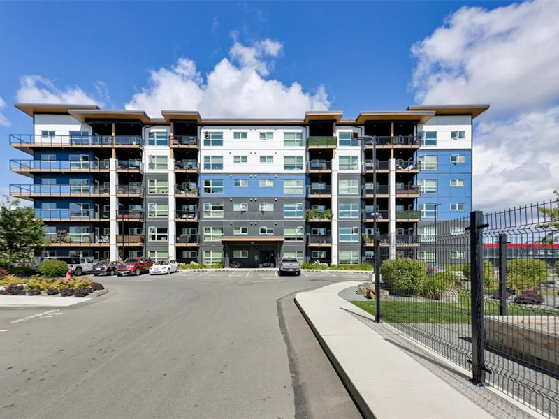 303 - 2461 Gateway Road, Langford BC