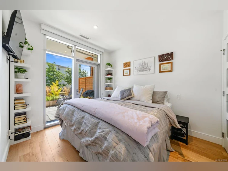 105-916 Lyall Street, Esquimalt, BC, V9A 5E6 - 7