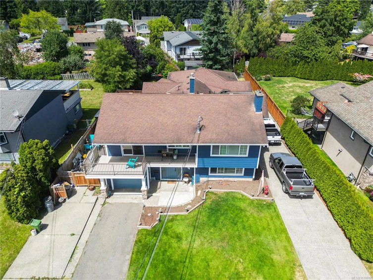 2015 Linda Place, Sidney, BC, V8L 2N4 - 37