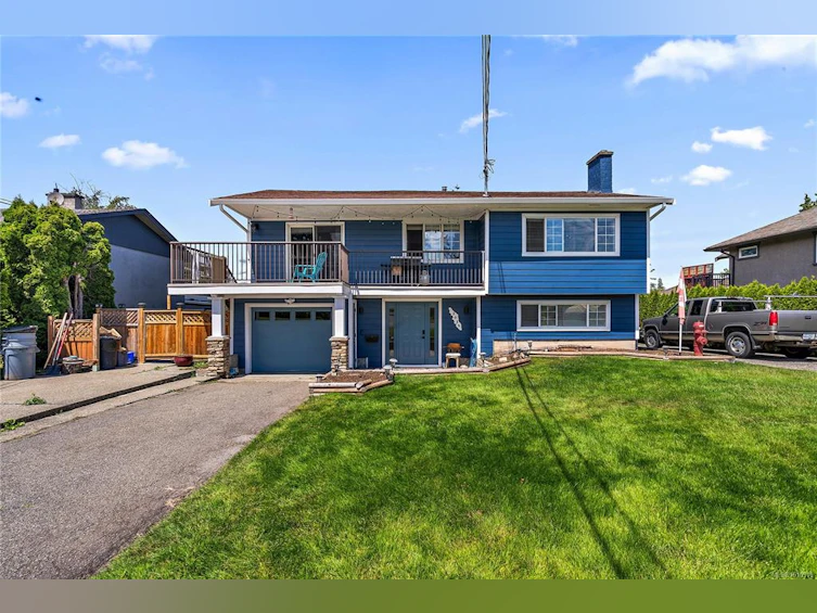2015 Linda Place, Sidney, BC, V8L 2N4 - 35