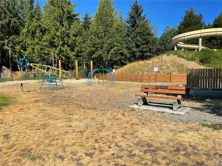 C-11-2650 Turnbull Road, Qualicum Beach, BC, V0R 1G0 - 14