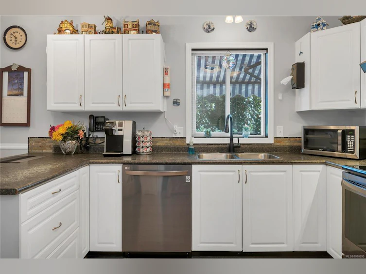 389 Niluht Road, Campbell River, BC, V9W 8G5 - 5