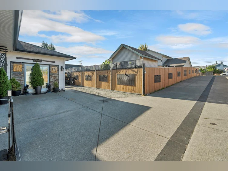 389 Niluht Road, Campbell River, BC, V9W 8G5 - 48