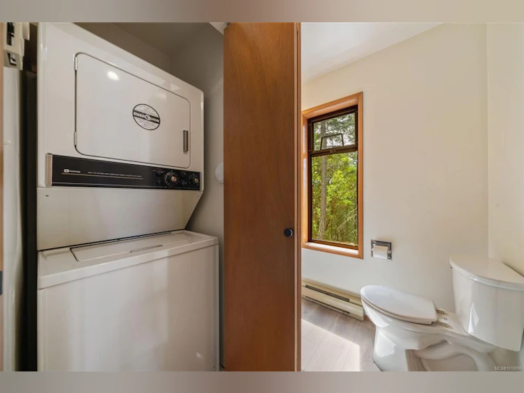 1618 Davies Road, Highlands, BC, V9B 6E8 - 18