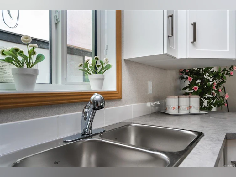 31-731 Marine Drive, Ucluelet, BC, V0R 3A0 - 2