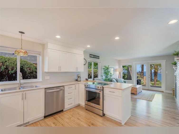 428 N Dogwood Street, Parksville, BC, V9P 1C6 - 6