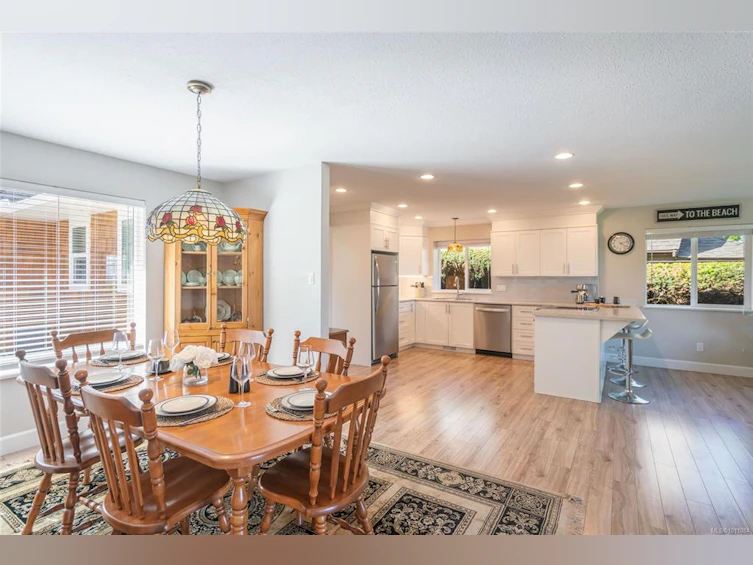 428 N Dogwood Street, Parksville, BC, V9P 1C6 - 17