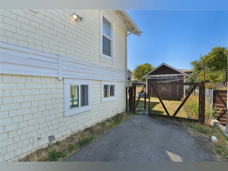 3230 Eldon Place, Saanich, BC, V8Z 3R4 - 24