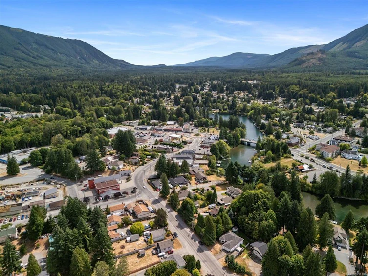 18 North Shore Road, Lake Cowichan, BC, V0R 2G0 - 51