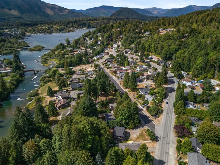 18 North Shore Road, Lake Cowichan, BC, V0R 2G0 - 52