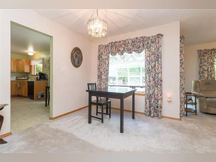 667 Goldie Avenue, Langford, BC, V9B 6H3 - 8