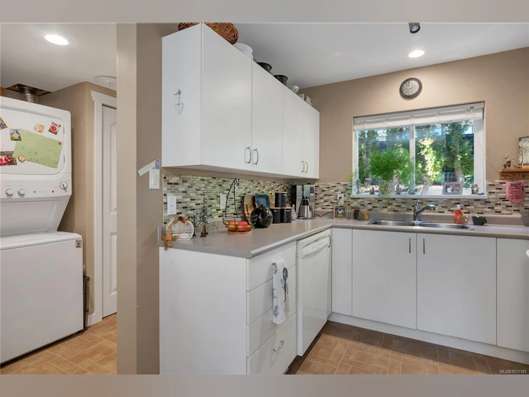 10-1315 Creekside Way, Campbell River, BC, V9W 8A9 - 7