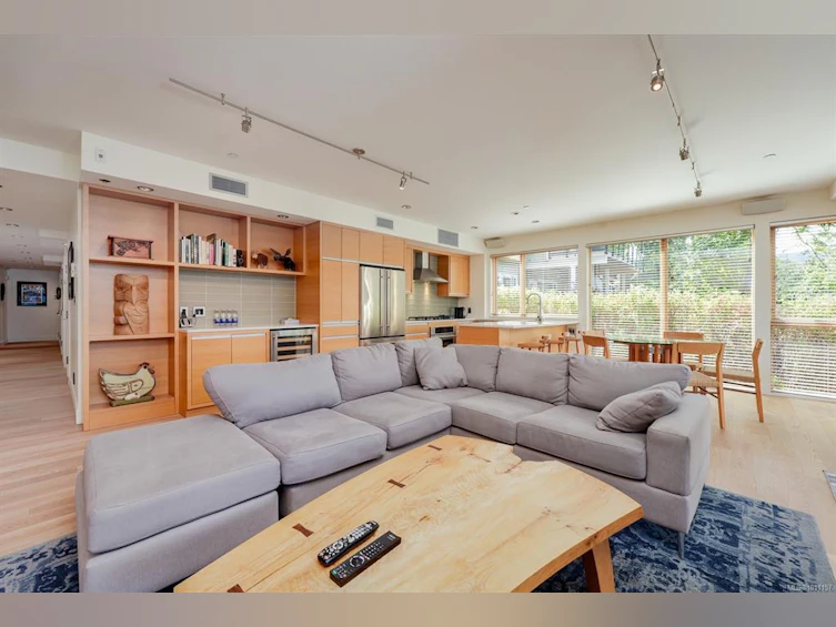 101-851 Verdier Avenue, Central Saanich, BC, V8M 1C5 - 4