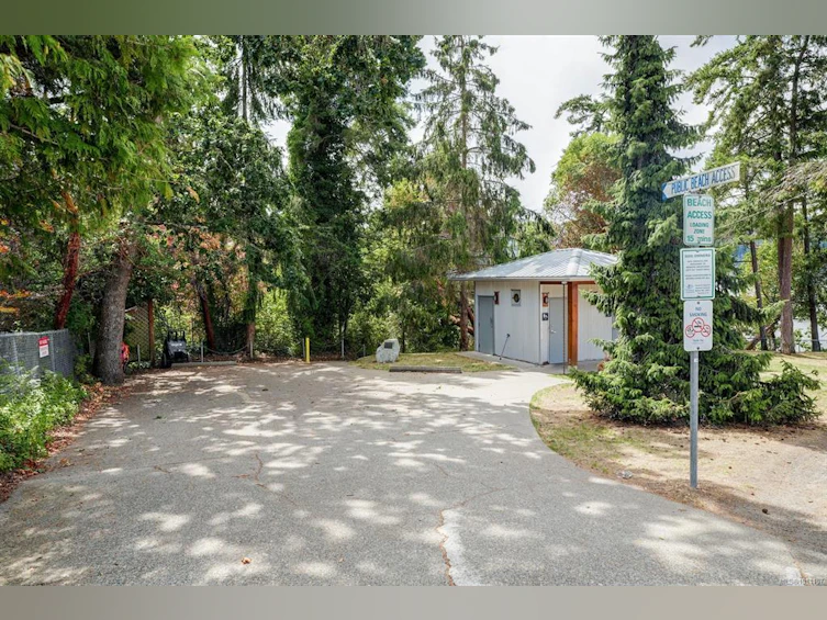 101-851 Verdier Avenue, Central Saanich, BC, V8M 1C5 - 33