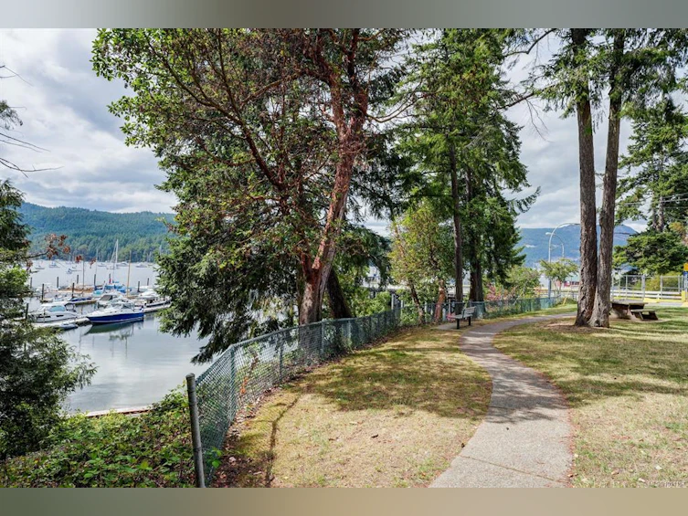 101-851 Verdier Avenue, Central Saanich, BC, V8M 1C5 - 35