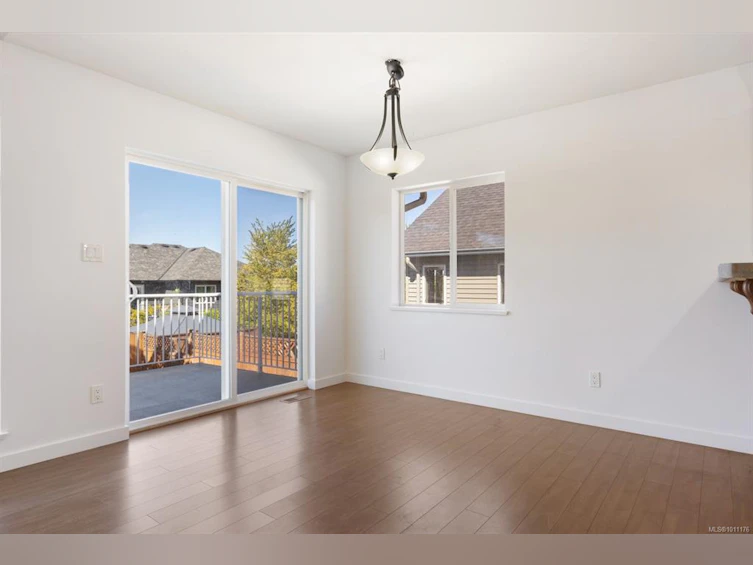 2674 Rydal Avenue, Cumberland, BC, V0R 1S0 - 55