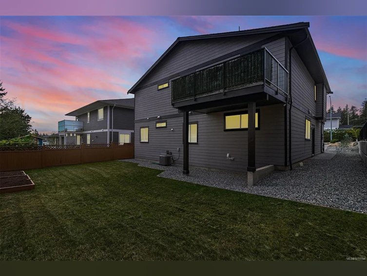3765 Marjorie Way, Nanaimo, BC, V9T 0K3 - 5