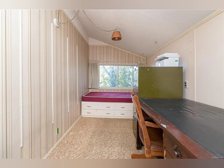 3329 Kingsley Street, Saanich, BC, V8P 4J8 - 23