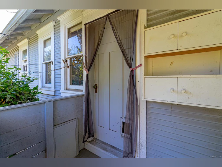 3329 Kingsley Street, Saanich, BC, V8P 4J8 - 38