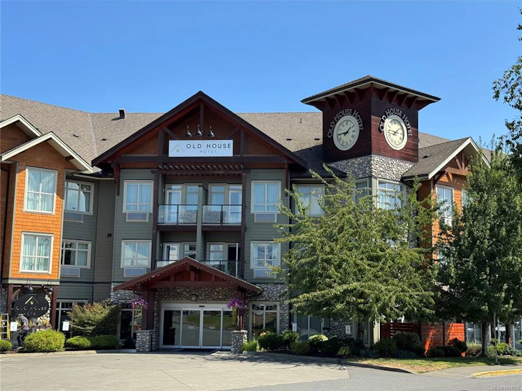 201D-1800 Riverside Lane, Courtenay, BC, V9N 3C7 - 2