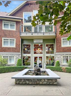 201d 1800 Riverside Lane