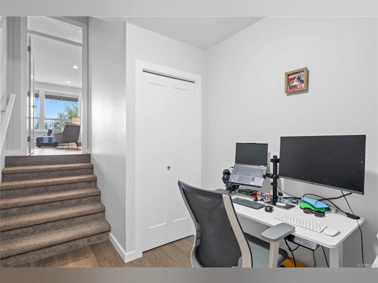 5147 Dunn Place, Nanaimo, BC, V9T 6S9 - 32